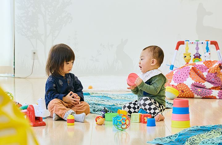 母と子のふれあい広場